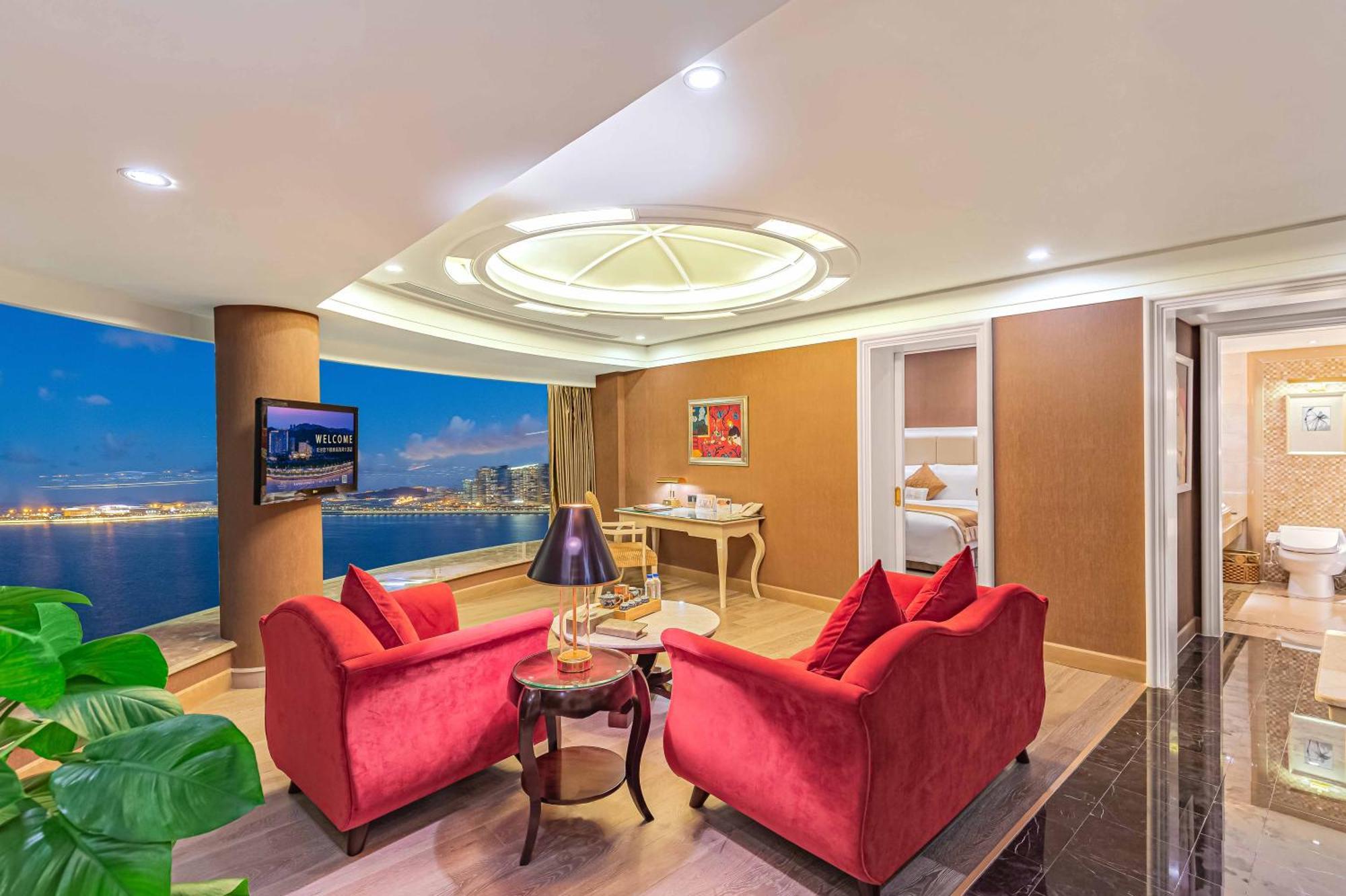 Grand Bay Hotel Чжухай Экстерьер фото