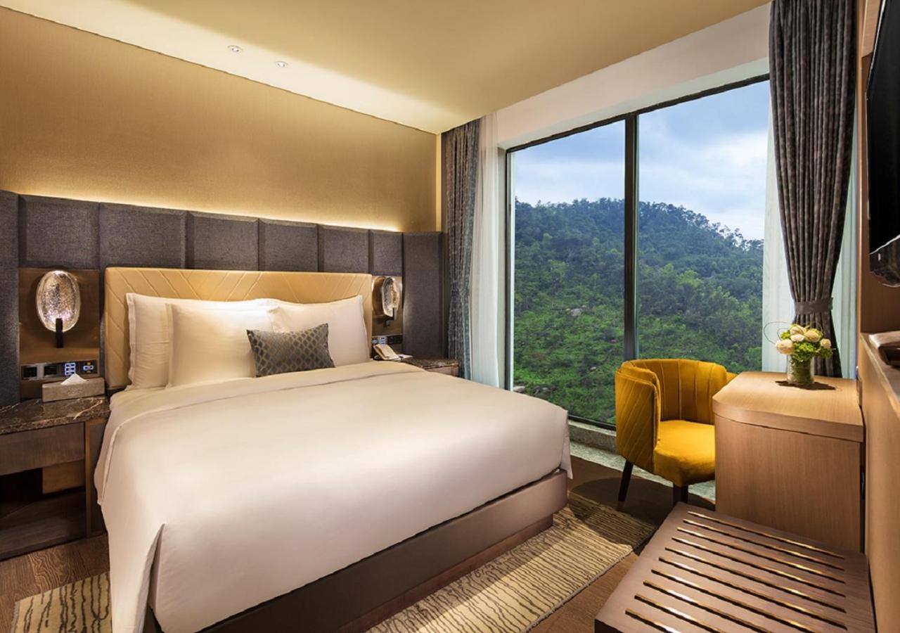 Grand Bay Hotel Чжухай Экстерьер фото